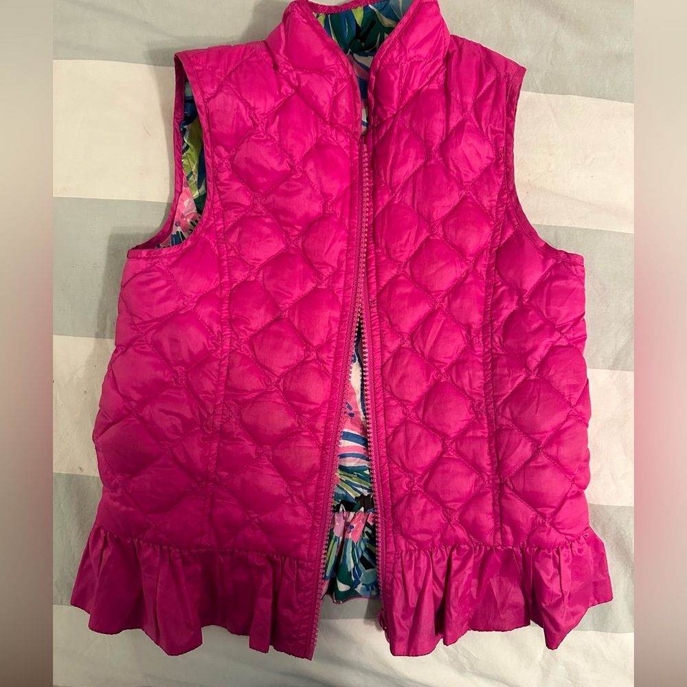 EUC Lilly Pulitzer reversible vest - size small
